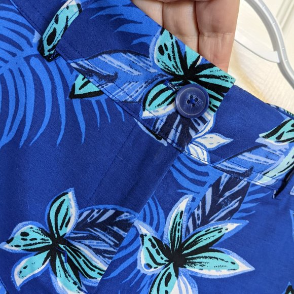 Apt. 9 Blue Floral Women's Shorts - Picture 2 of 9